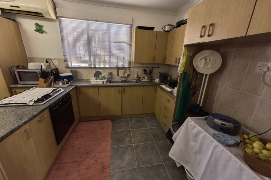 5 Bedroom Property for Sale in Hadison Park Northern Cape